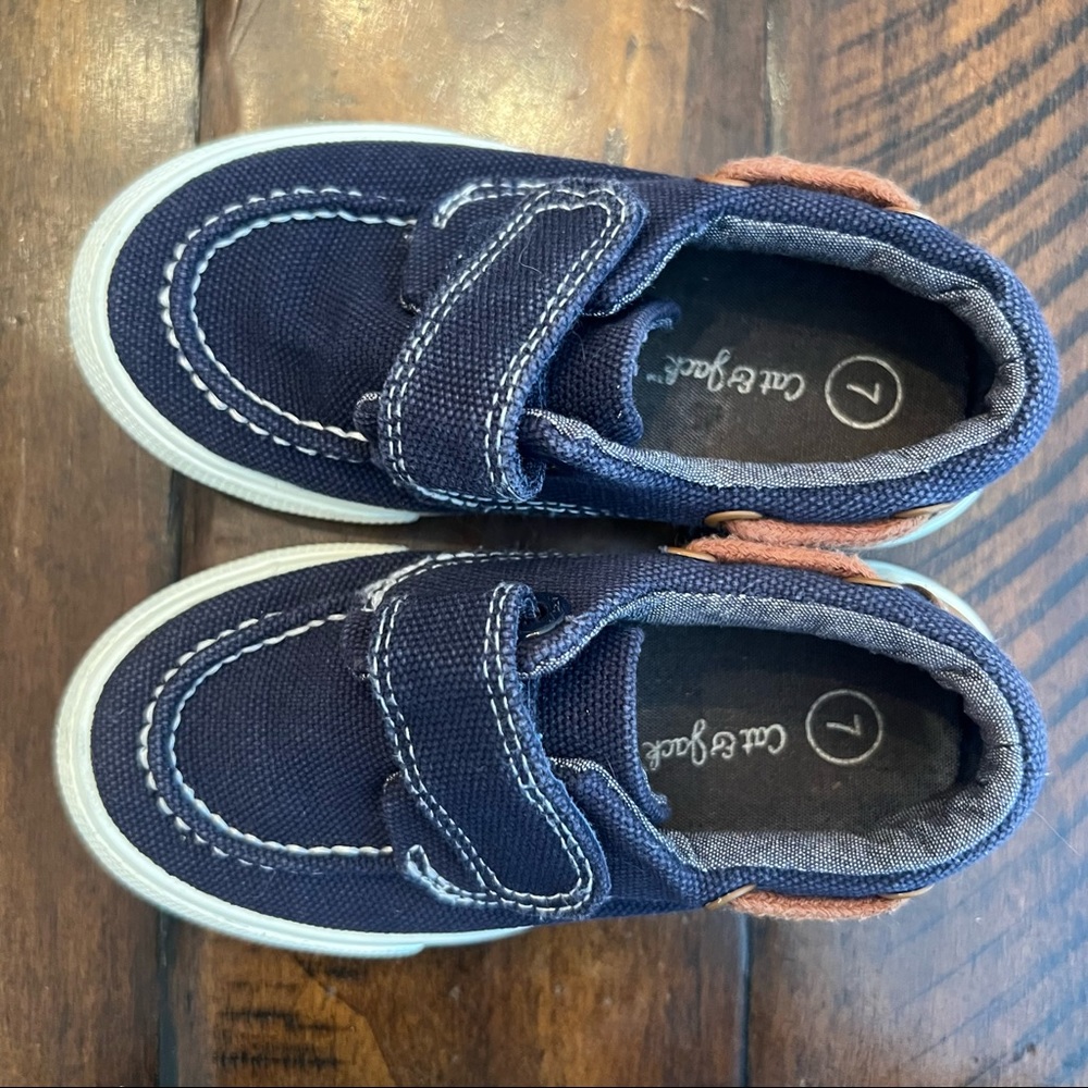 Cat & Jack Boy Navy Canvas Shoes 7 Gently Used